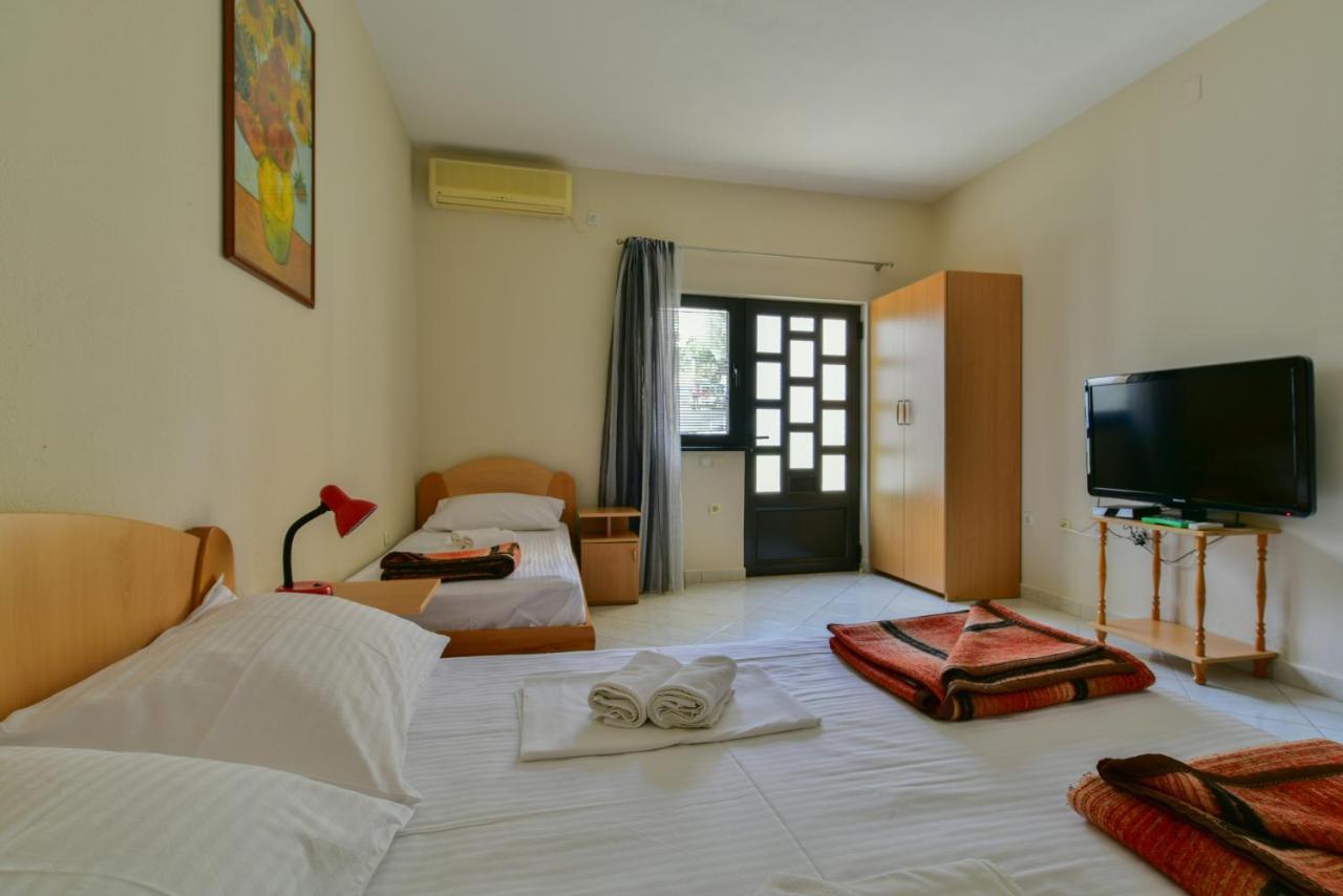 Petrovac Apartments Srzentic מראה חיצוני תמונה