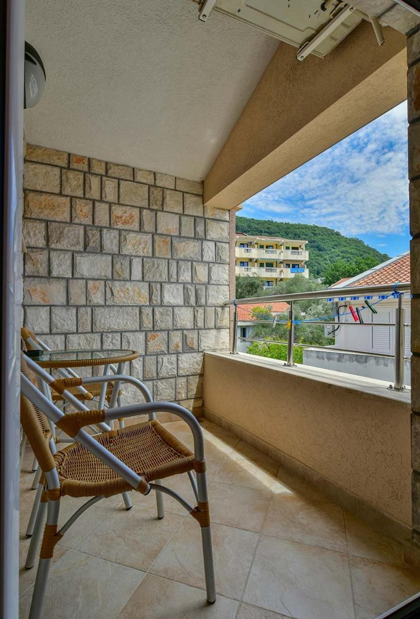 Petrovac Apartments Srzentic מראה חיצוני תמונה