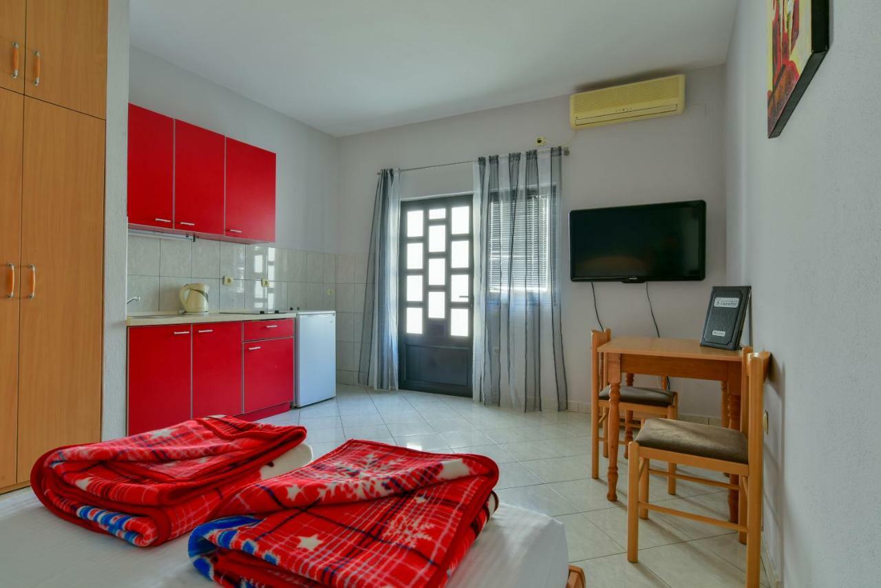 Petrovac Apartments Srzentic מראה חיצוני תמונה