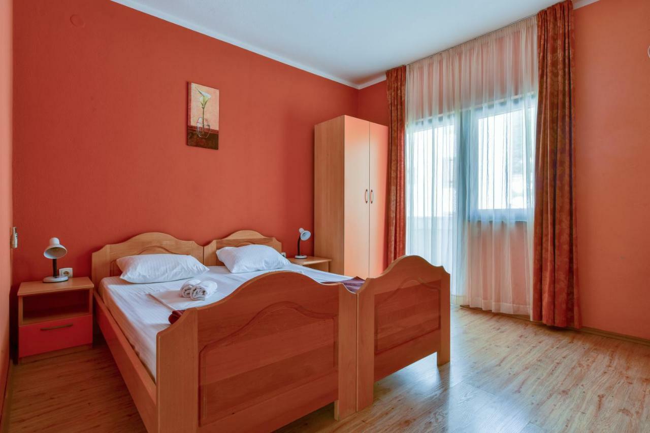 Petrovac Apartments Srzentic מראה חיצוני תמונה