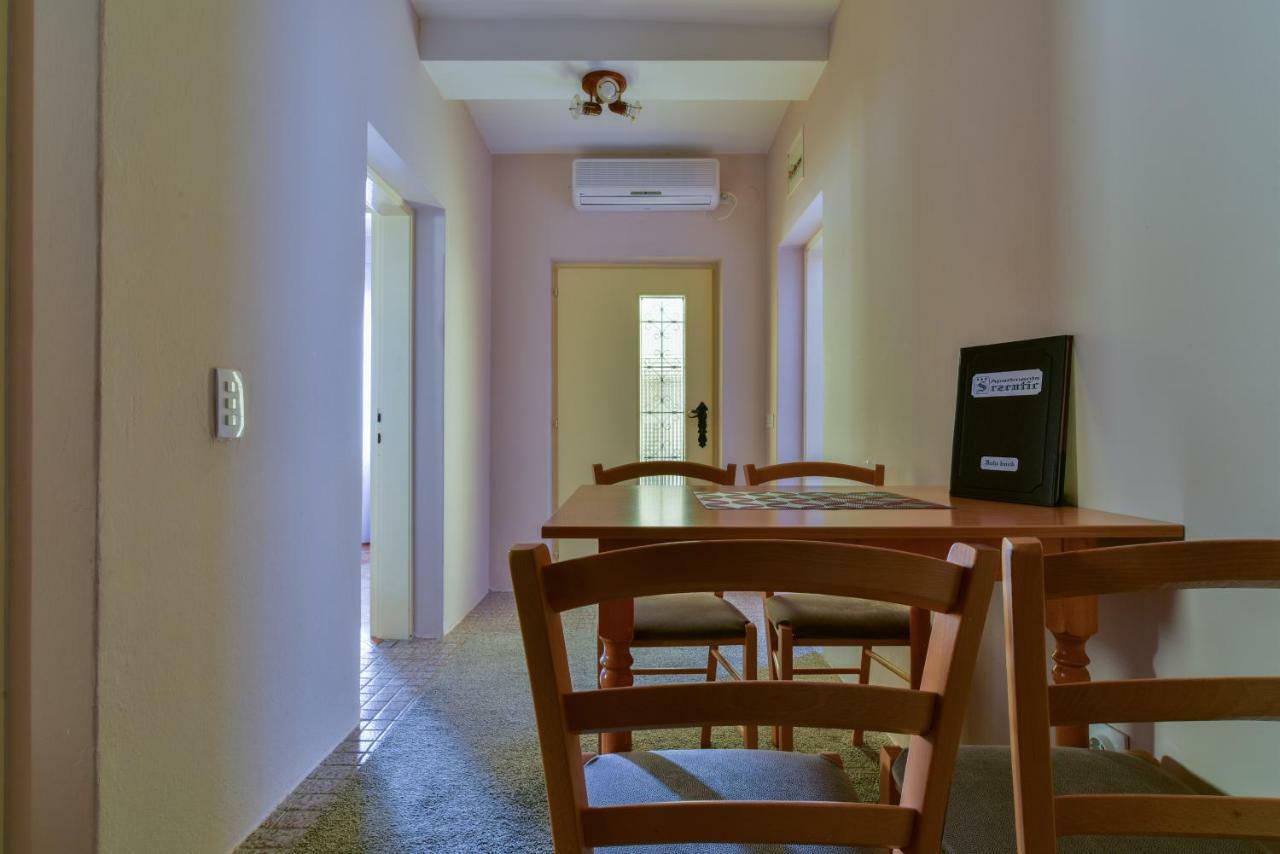 Petrovac Apartments Srzentic מראה חיצוני תמונה