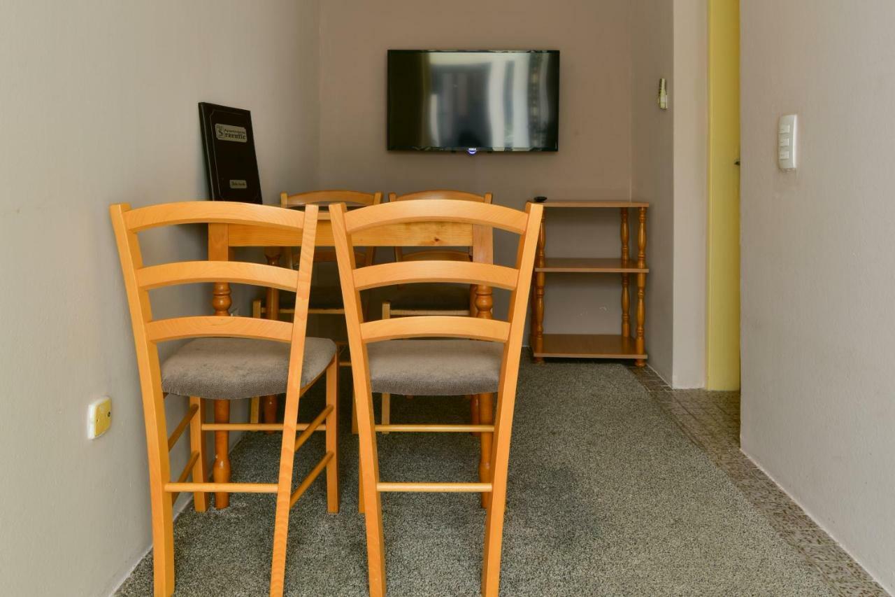 Petrovac Apartments Srzentic מראה חיצוני תמונה